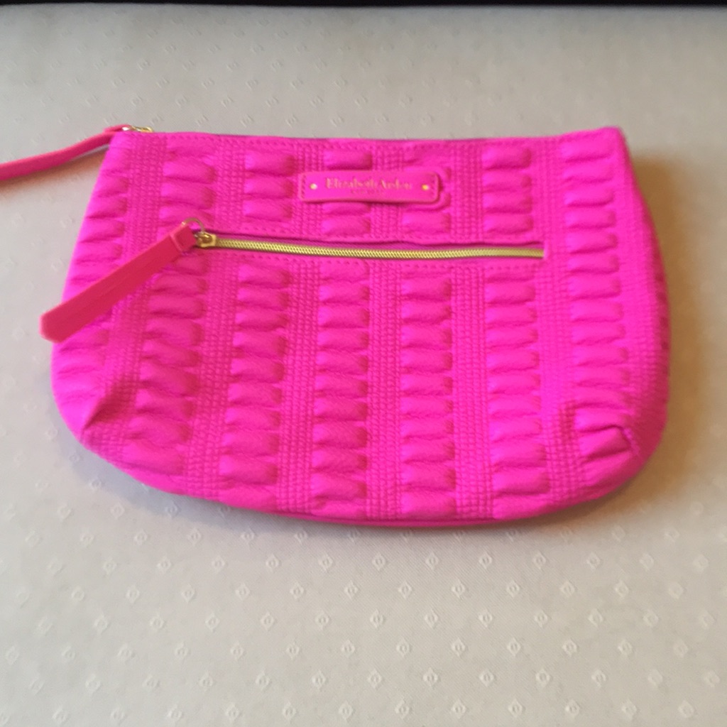 Elizabeth Arden Pouch